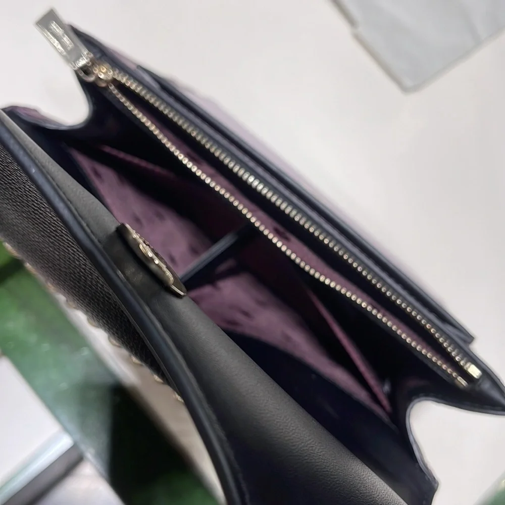 Kate Spade Remi Flap Chain Crossbody
Colorblock
Ripe Plum - Picture 5 of 16